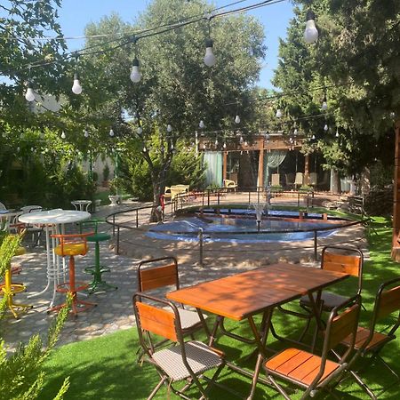 Damla Hotel Baku Bagian luar foto