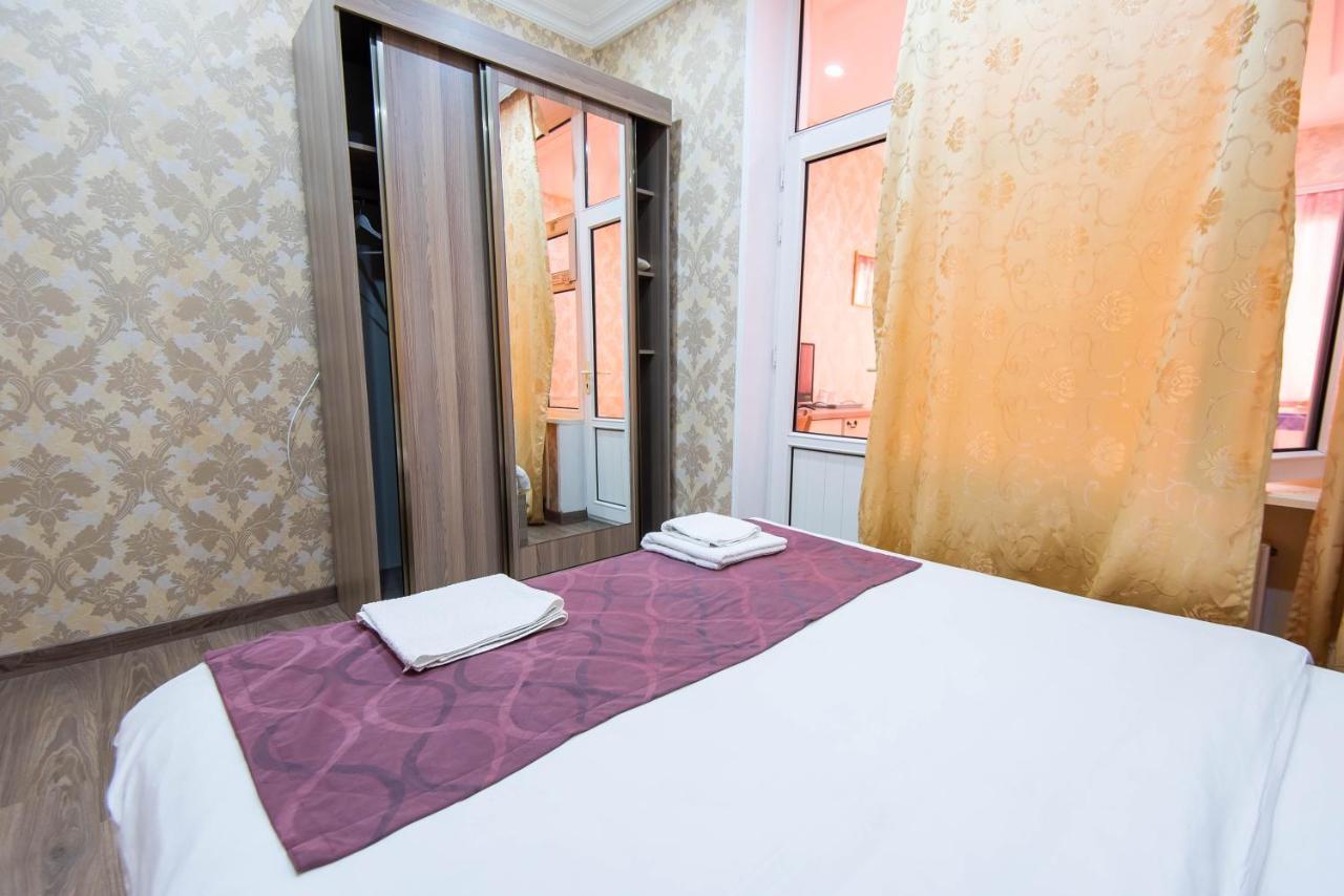 Damla Hotel Baku Bagian luar foto