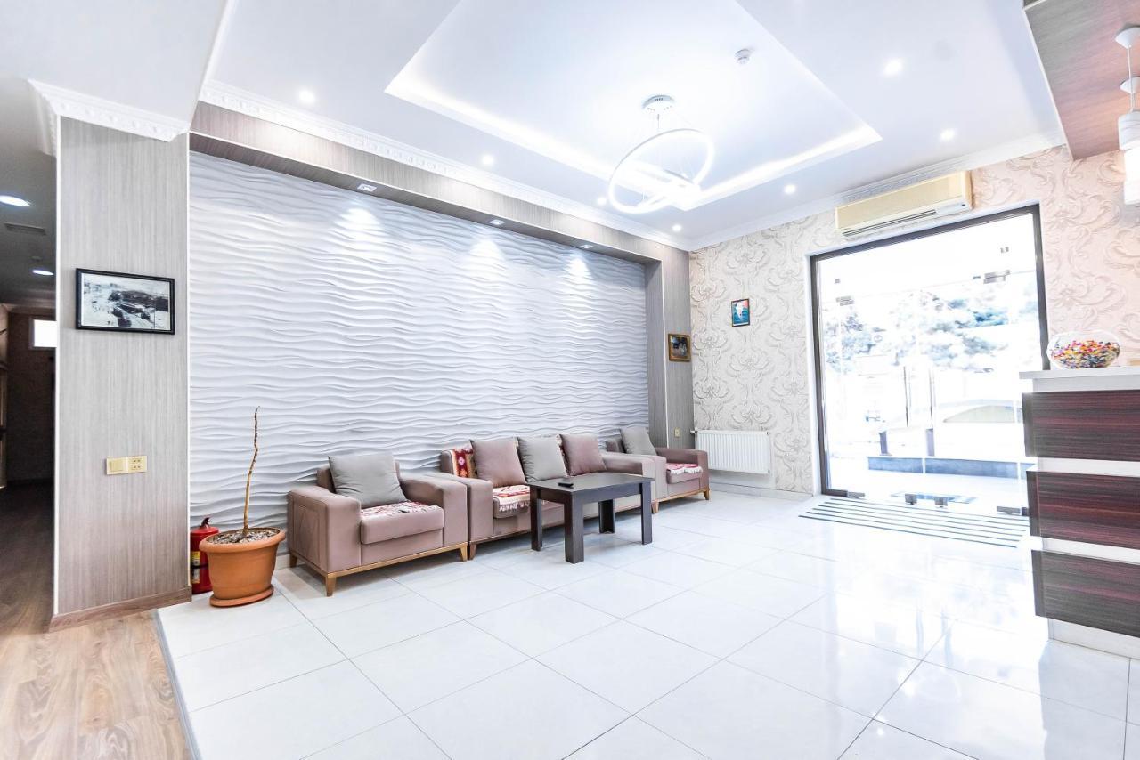 Damla Hotel Baku Bagian luar foto