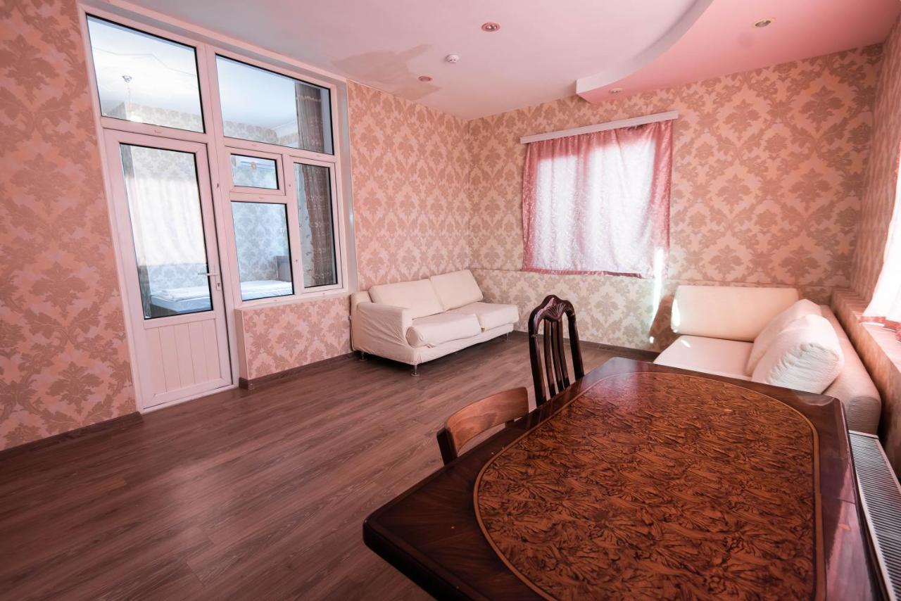 Damla Hotel Baku Bagian luar foto
