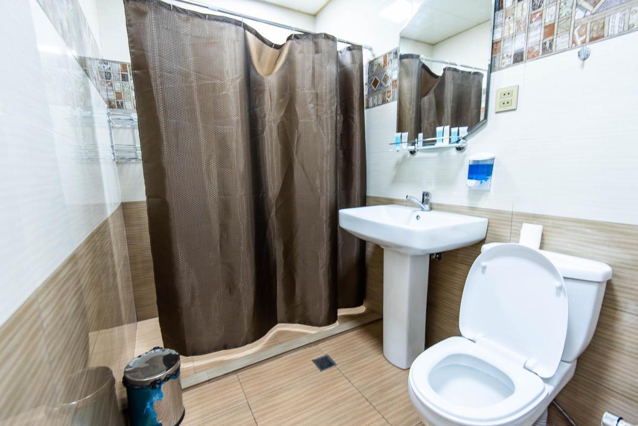 Damla Hotel Baku Bagian luar foto