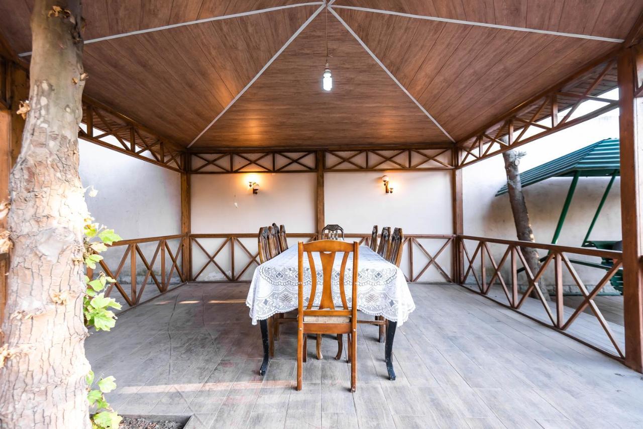 Damla Hotel Baku Bagian luar foto