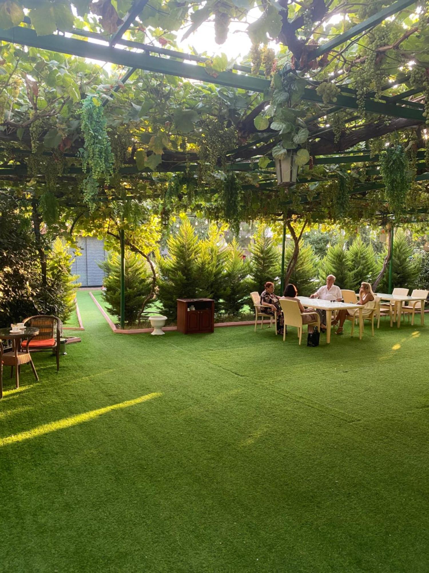Damla Hotel Baku Bagian luar foto